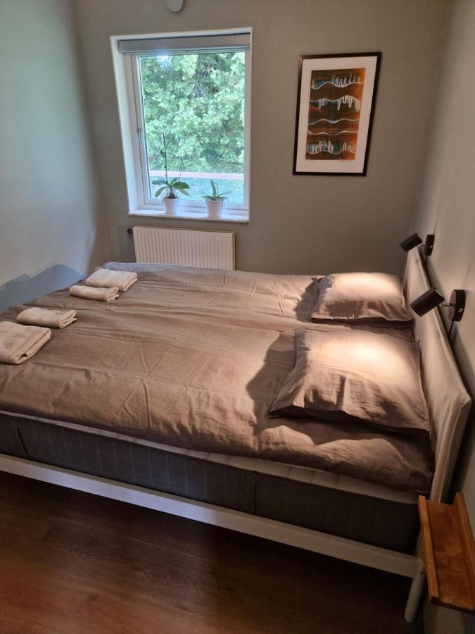Alunda Lantlig Villa Utanfoer Uppsala מראה חיצוני תמונה